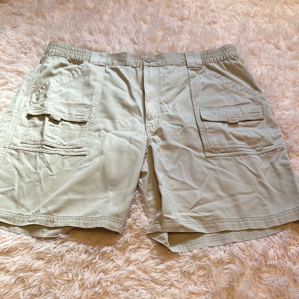 Men's Tan Hiking Cargo Shorts